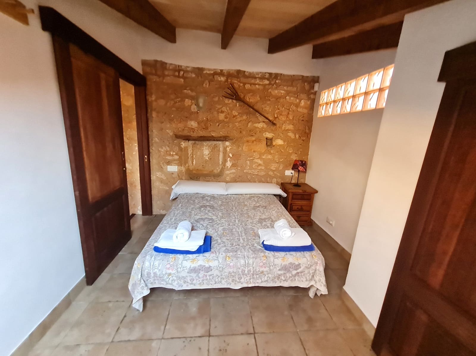 Finca/Maison de Campagne de 4 chambres à louer à Llucmajor avec piscine garage - 3 200 € (Ref: 7846394)