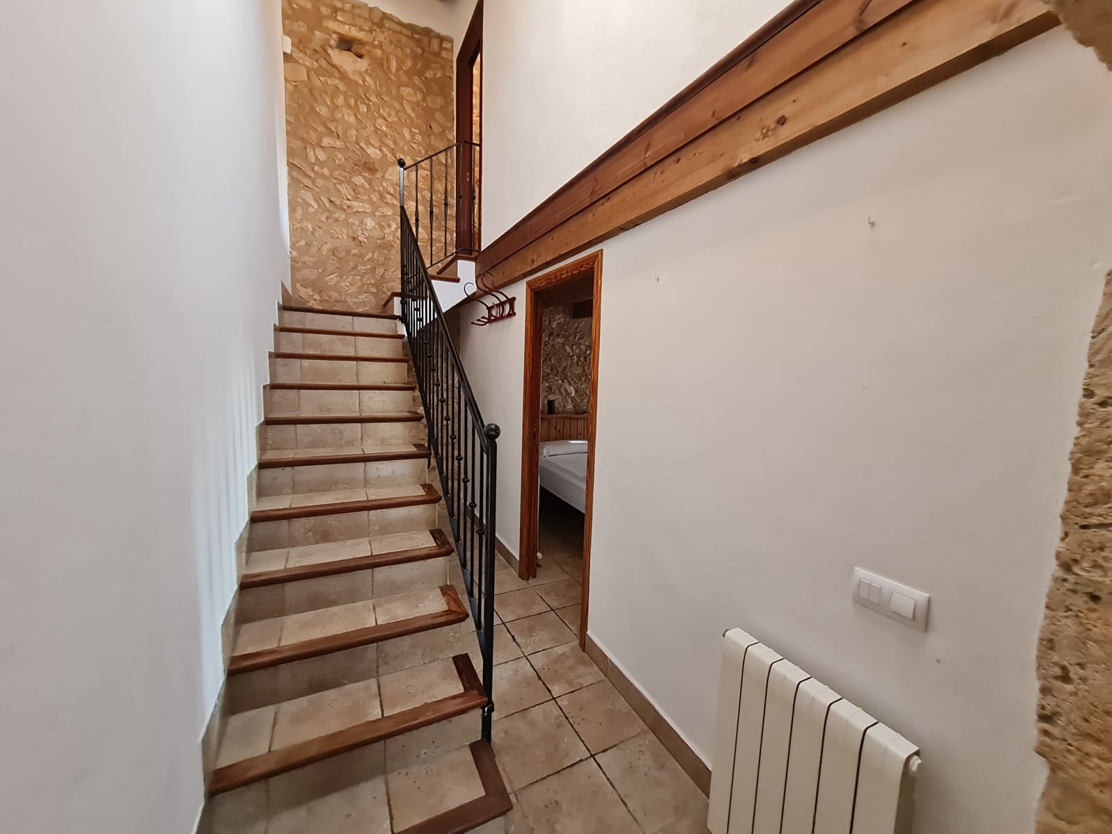 Finca/Maison de Campagne de 4 chambres à louer à Llucmajor avec piscine garage - 3 200 € (Ref: 7846394)
