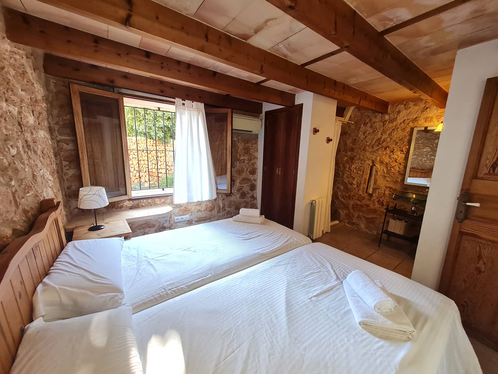 Finca/Maison de Campagne de 4 chambres à louer à Llucmajor avec piscine garage - 3 200 € (Ref: 7846394)