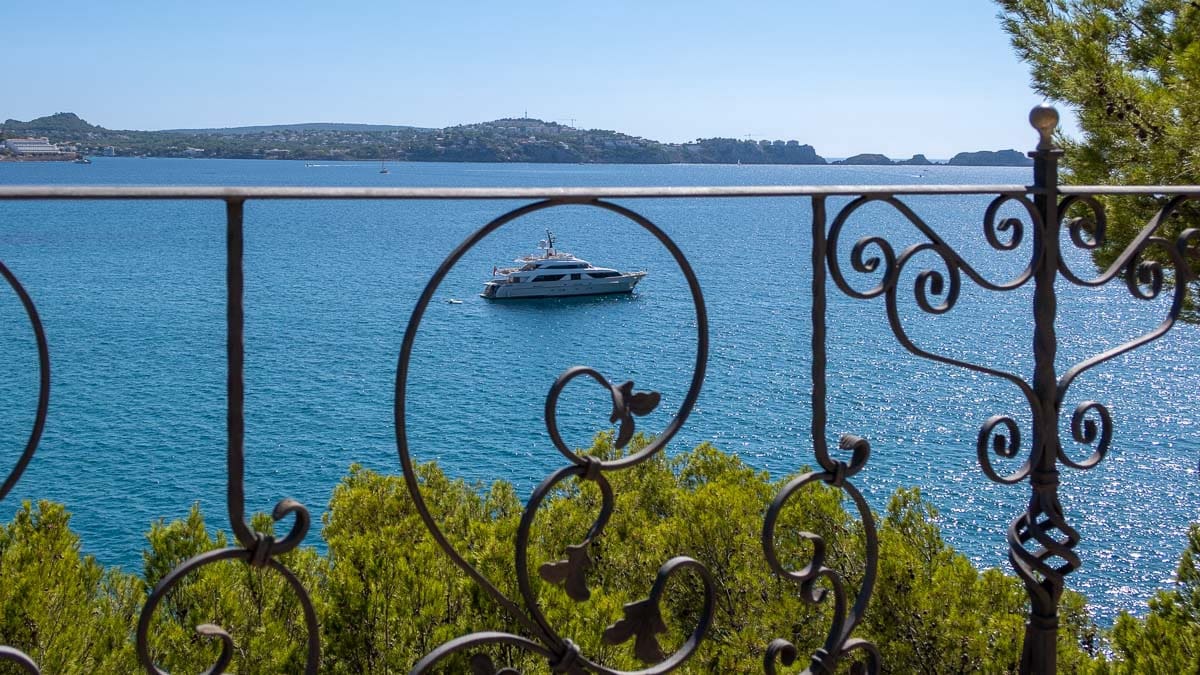 6 bedroom Villa for sale in Cala Fornells with pool garage - € 10,700,000 (Ref: 7846397)