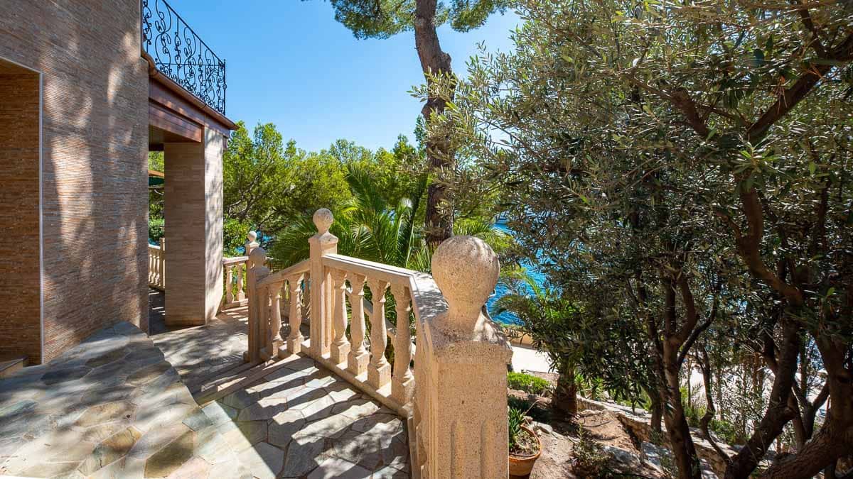 6 bedroom Villa for sale in Cala Fornells with pool garage - € 10,700,000 (Ref: 7846397)