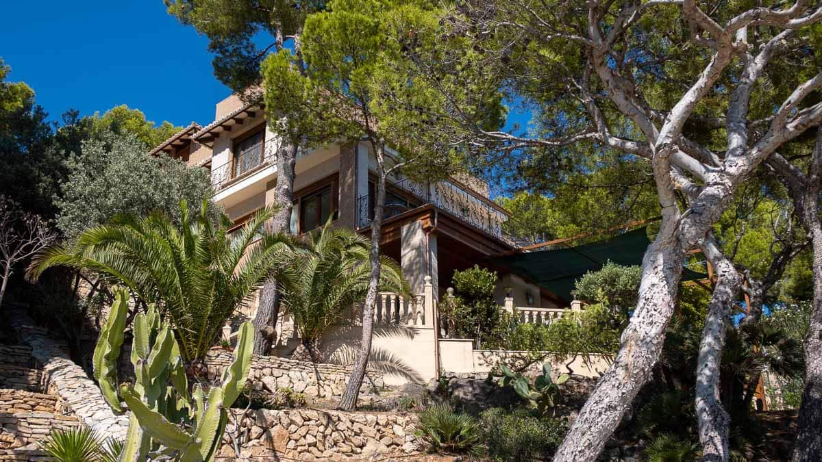 6 bedroom Villa for sale in Cala Fornells with pool garage - € 10,700,000 (Ref: 7846397)