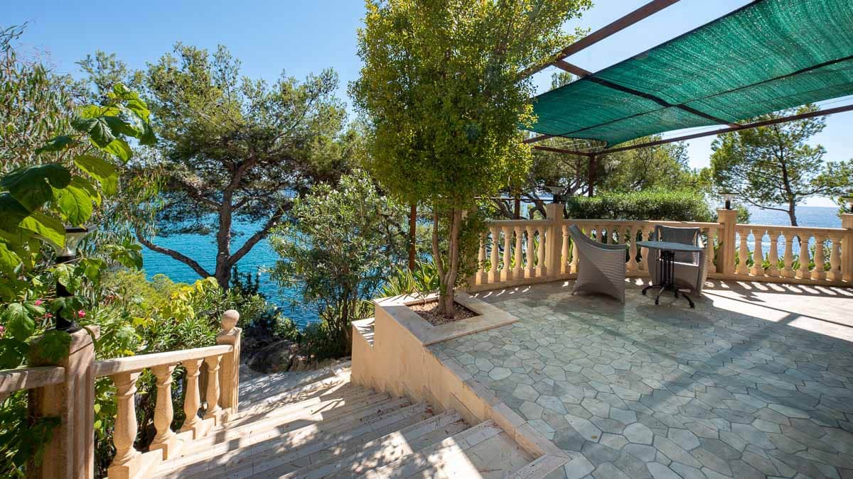 6 bedroom Villa for sale in Cala Fornells with pool garage - € 10,700,000 (Ref: 7846397)