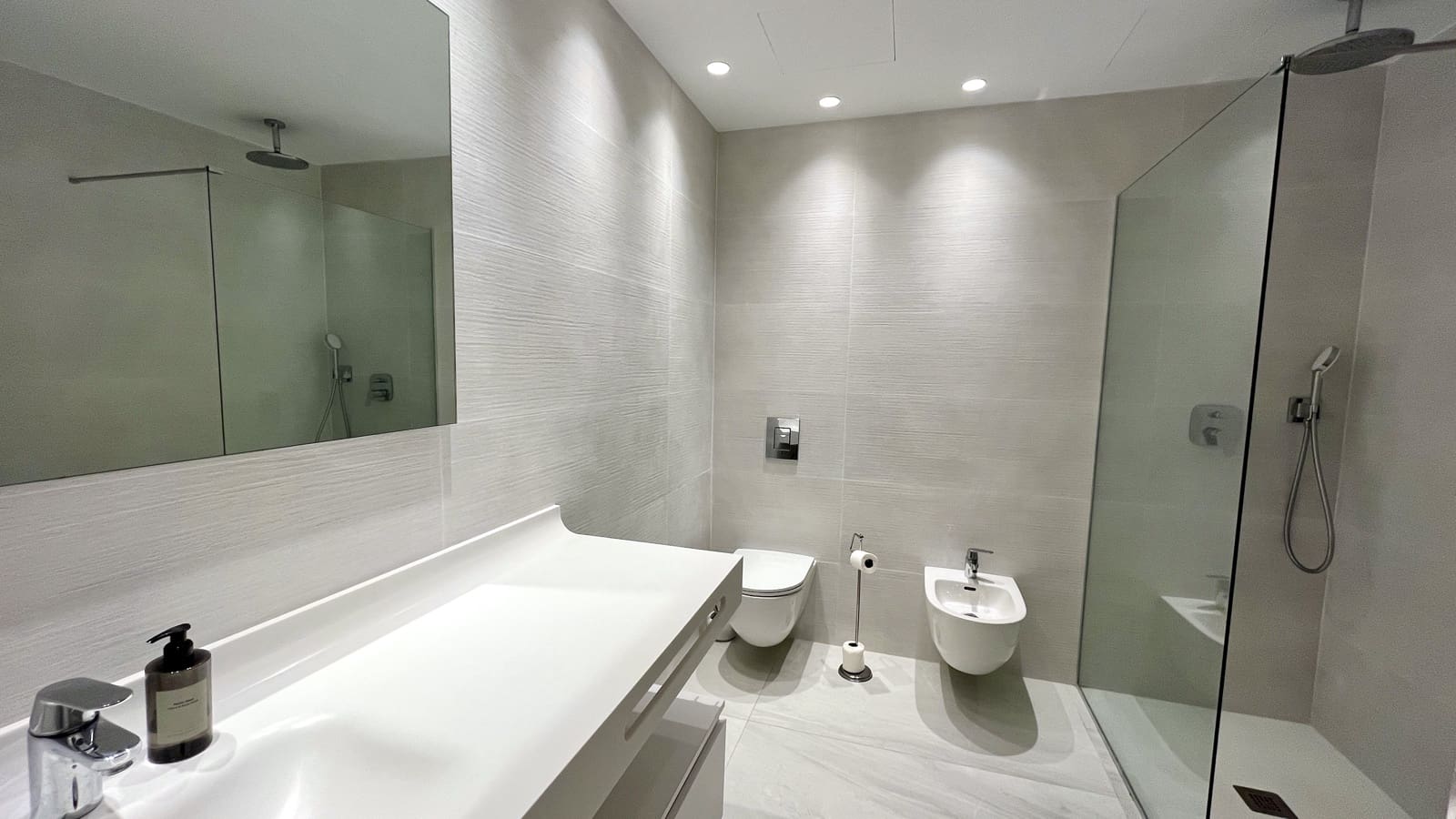 3 slaapkamer Appartement te huur in Colonia de Sant Jordi met zwembad garage - € 4.200 (Ref: 7846399)