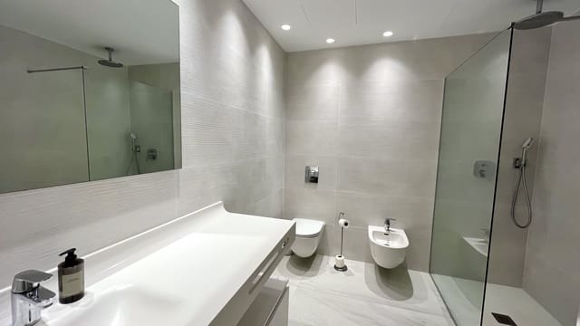 3 slaapkamer Appartement te huur in Colonia de Sant Jordi, Ses Salines met zwembad garage - € 4.200 (Ref: 7846399)