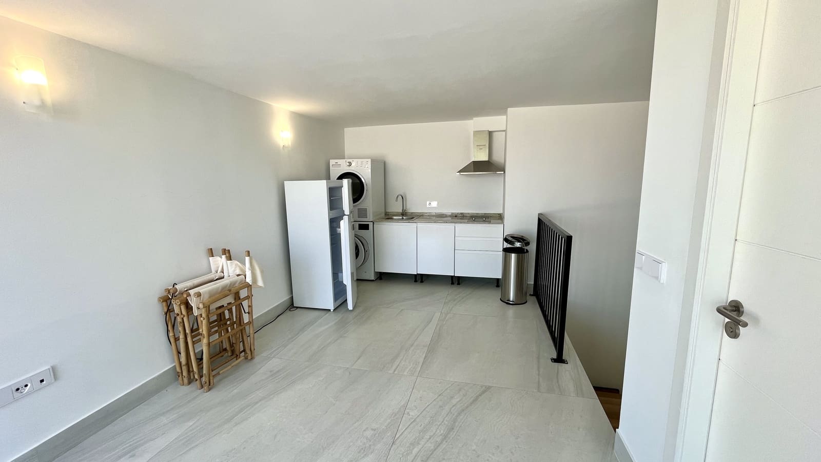 3 slaapkamer Appartement te huur in Colonia de Sant Jordi met zwembad garage - € 4.200 (Ref: 7846399)