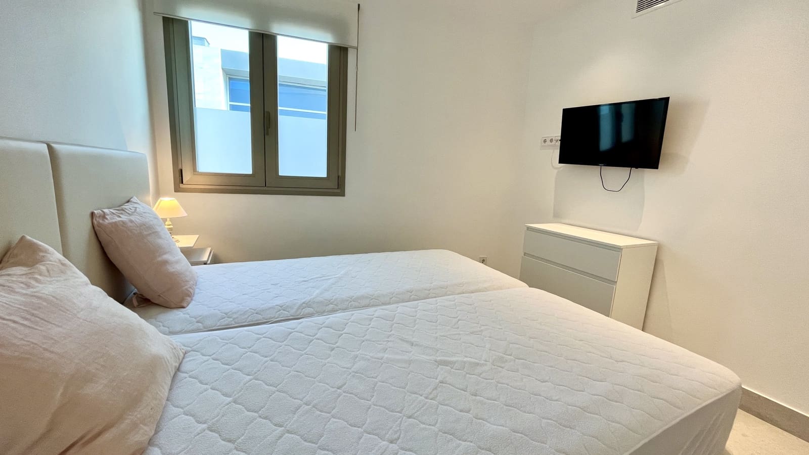 3 slaapkamer Appartement te huur in Colonia de Sant Jordi met zwembad garage - € 4.200 (Ref: 7846399)