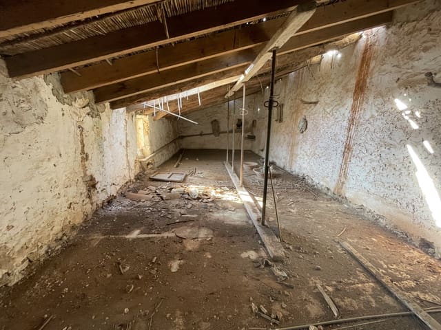 6 soveværelse Byhus til salg i Muro med garage - € 590.000 (Ref: 7862945)