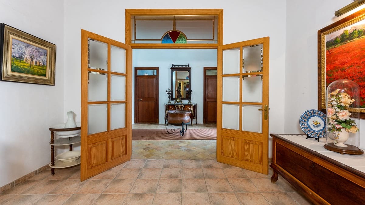 5 soveværelse Byhus til salg i Muro med garage - € 1.500.000 (Ref: 7870955)