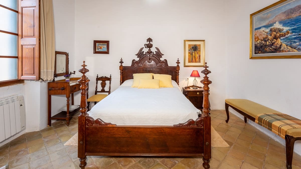 5 soveværelse Byhus til salg i Muro med garage - € 1.500.000 (Ref: 7870955)