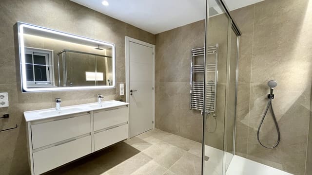 3 soverom Leilighet til leie i El Mercat, Palma de Mallorca - € 2 300 (Ref: 7877398)