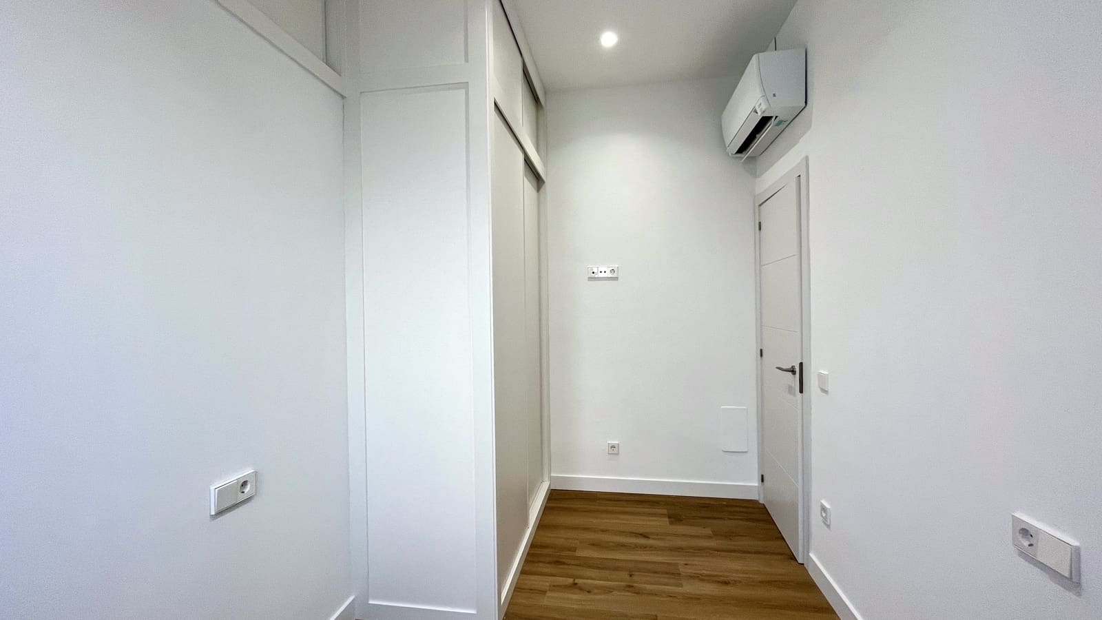 3 soverom Leilighet til leie i Palma de Mallorca - € 2 300 (Ref: 7877398)