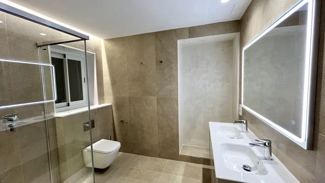 3 soverom Leilighet til leie i El Mercat, Palma de Mallorca - € 2 300 (Ref: 7877398)