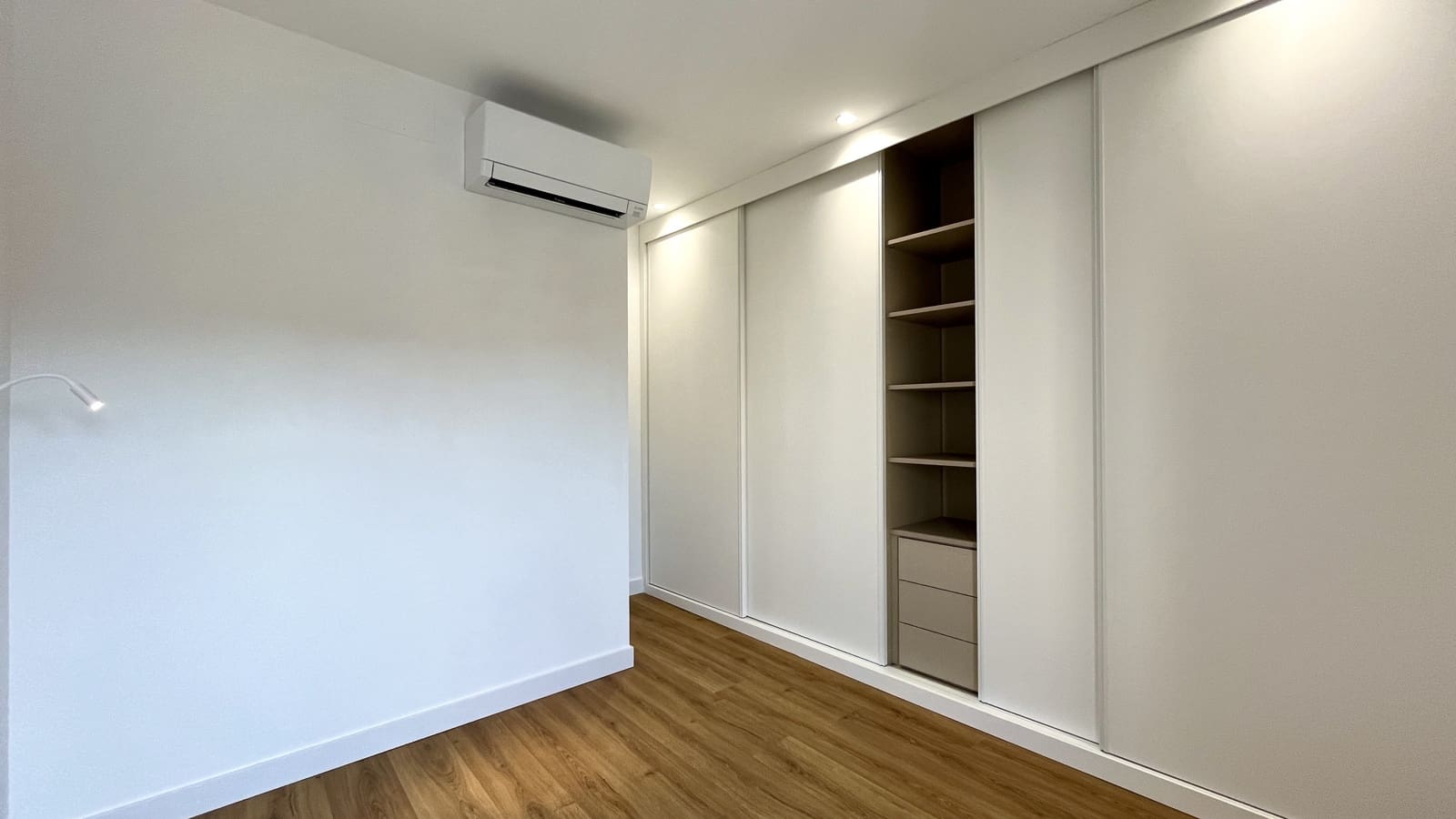 3 soverom Leilighet til leie i Palma de Mallorca - € 2 300 (Ref: 7877398)