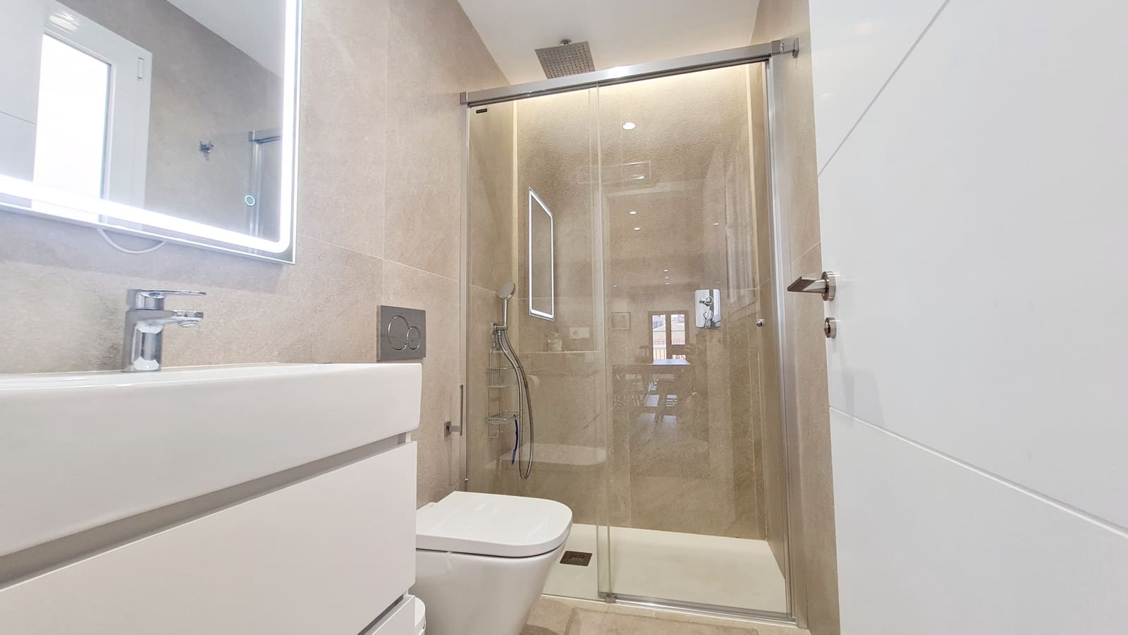 3 makuuhuone Huoneisto vuokrattavana paikassa Palma de Mallorca - 2 300 € (Ref: 7877398)