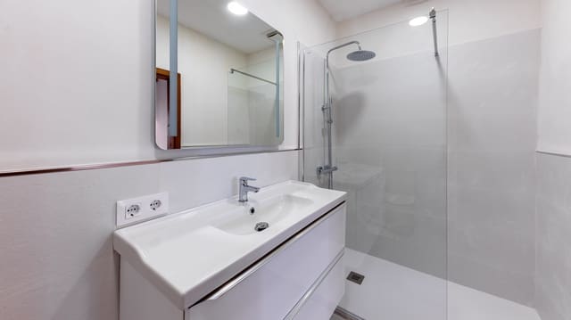 2 soverom Villa til salgs i Puerto de Soller / Port de Soller, Sóller med garasje - € 650 000 (Ref: 7891927)