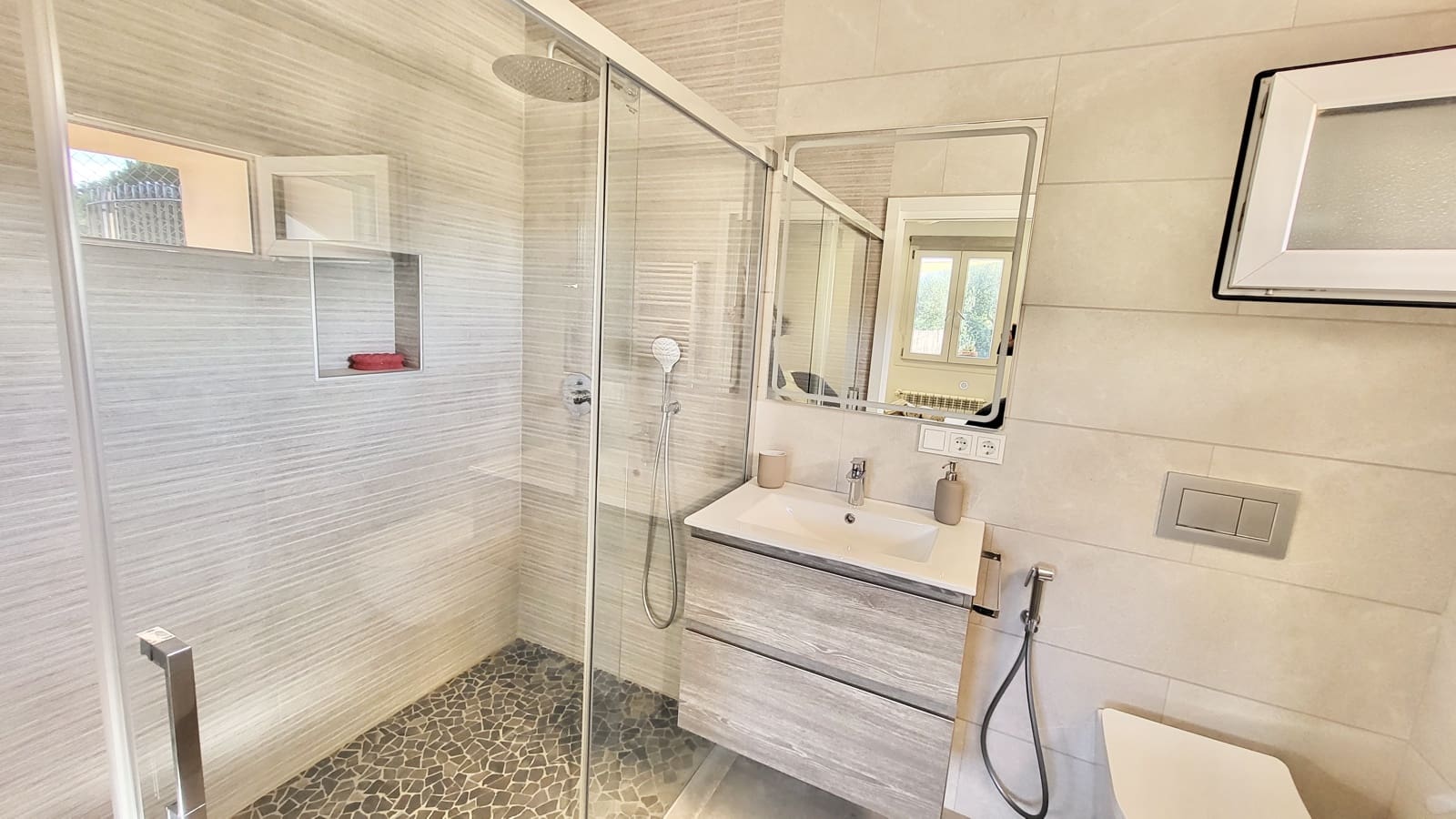 1 makuuhuone Maalaistalo vuokrattavana paikassa Calvia mukana 
autotalli - 2 000 € (Ref: 7898975)