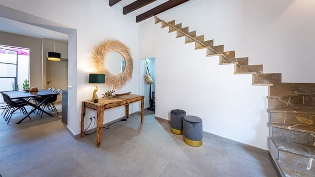 4 chambre Maison de Ville à vendre à Santanyí avec garage - 1 150 000 € (Ref: 7898976)
