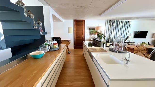 4 soverom Kjedet enebolig til leie i Sa Rapita / La Rapita, Campos med garasje - € 3 800 (Ref: 7945062)