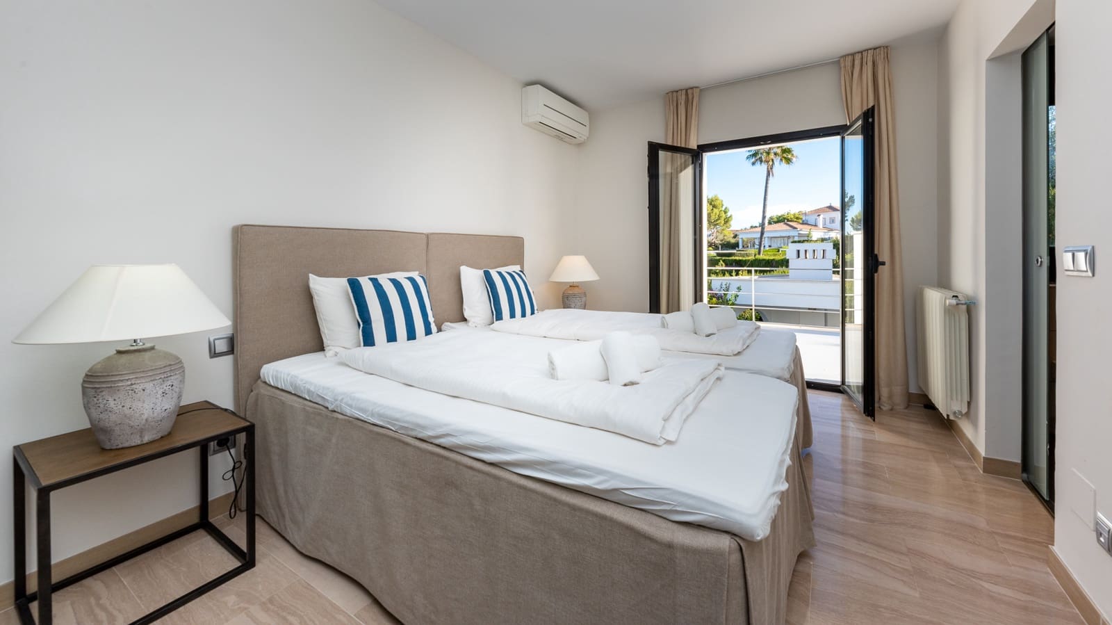 5 soveværelse Villa til salg i Badia Blava med swimmingpool garage - € 3.250.000 (Ref: 7945064)