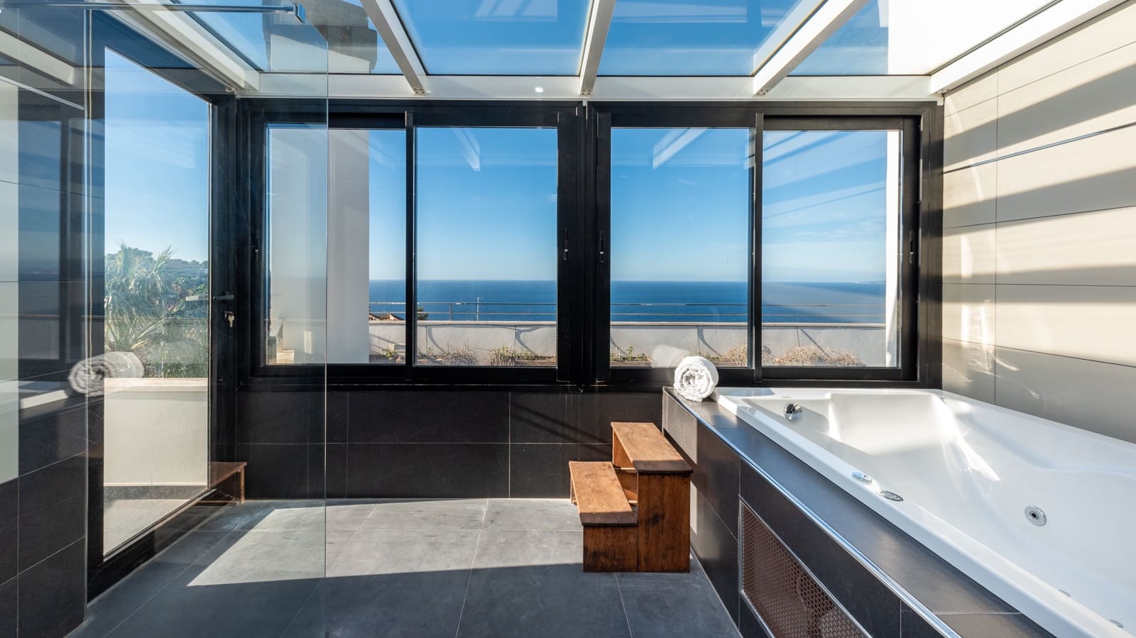 5 soveværelse Villa til salg i Badia Blava med swimmingpool garage - € 3.250.000 (Ref: 7945064)