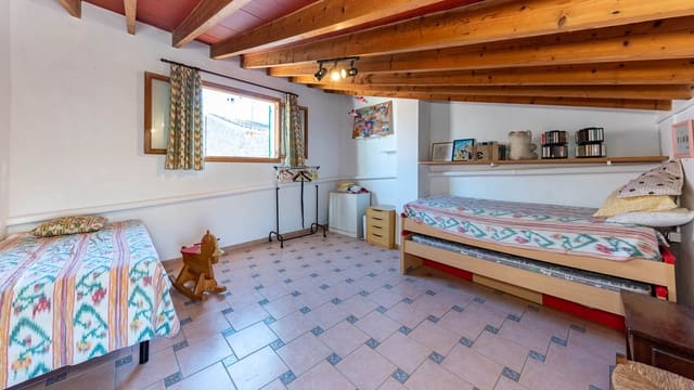 7 Zimmer Villa zu verkaufen in Alcúdia mit Garage - 1.276.200 € (Ref: 7975968)