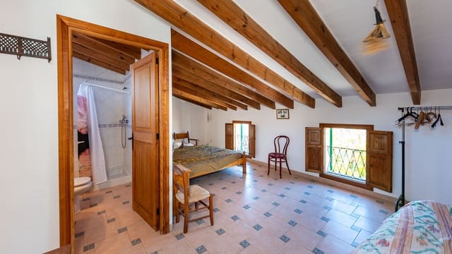 7 Zimmer Villa zu verkaufen in Alcúdia mit Garage - 1.276.200 € (Ref: 7975968)