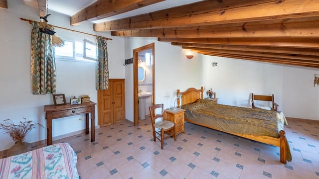 7 Zimmer Villa zu verkaufen in Alcúdia mit Garage - 1.276.200 € (Ref: 7975968)