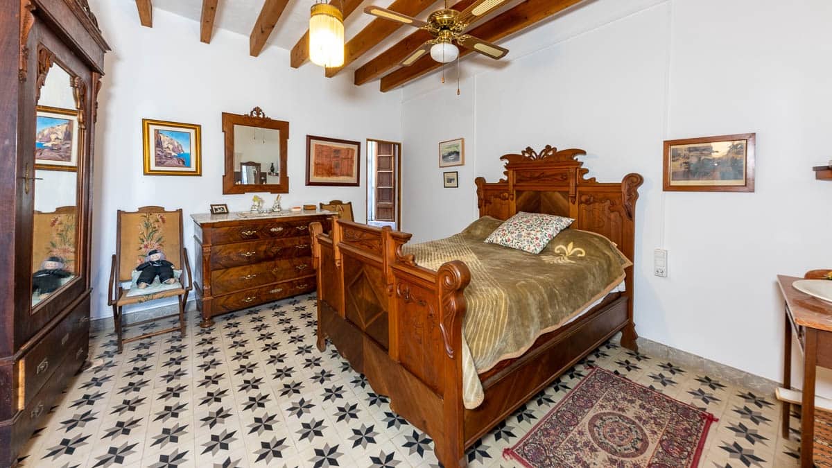 7 Zimmer Villa zu verkaufen in Alcudia mit Garage - 1.276.200 € (Ref: 7975968)