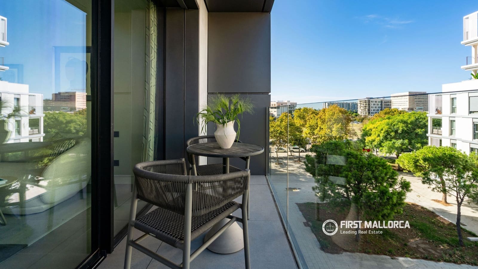 2 slaapkamer Appartement te koop in Palma de Mallorca met zwembad garage - € 970.000 (Ref: 7993621)