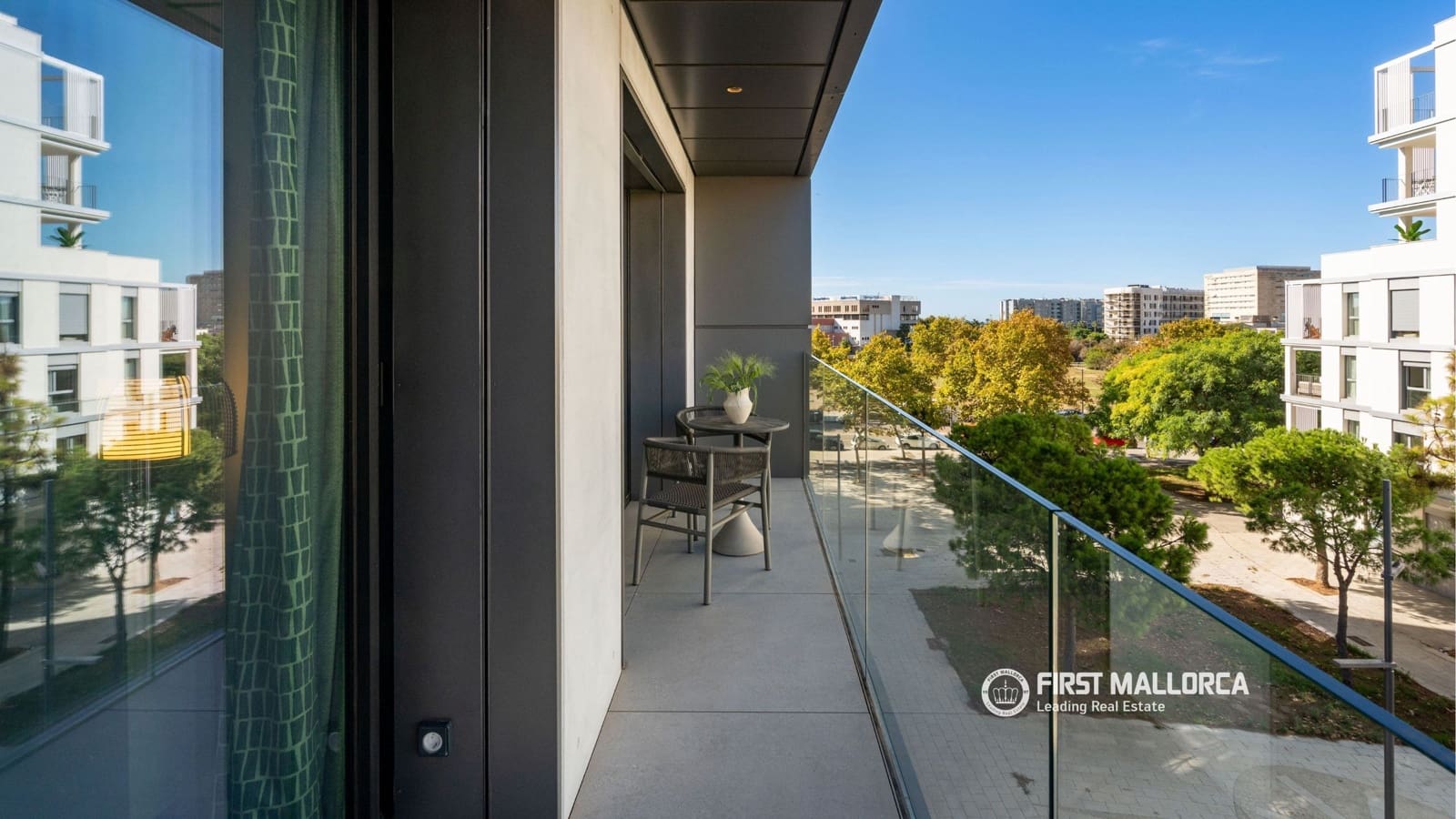 2 slaapkamer Appartement te koop in Palma de Mallorca met zwembad garage - € 970.000 (Ref: 7993621)