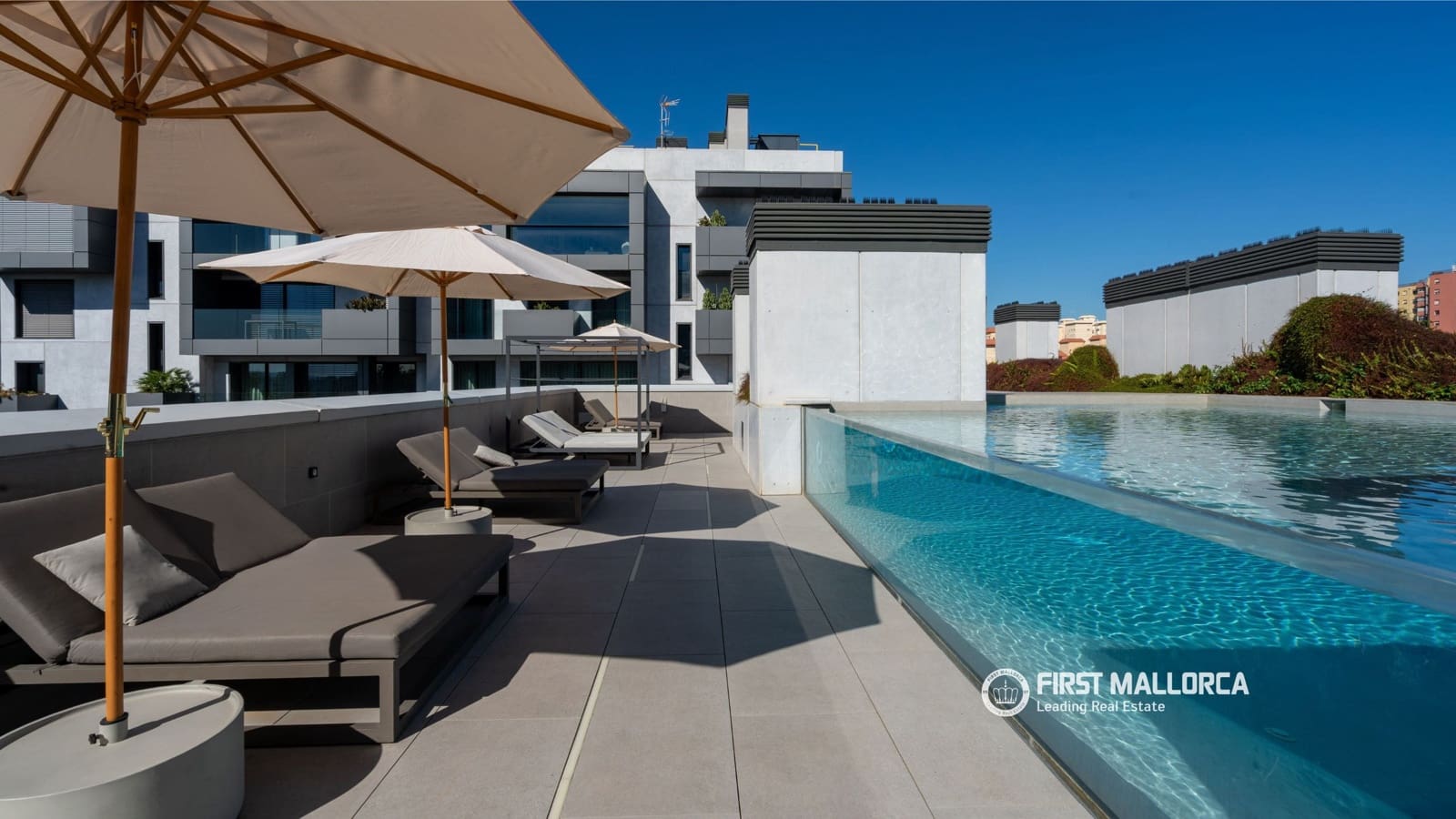 2 slaapkamer Appartement te koop in Palma de Mallorca met zwembad garage - € 970.000 (Ref: 7993621)
