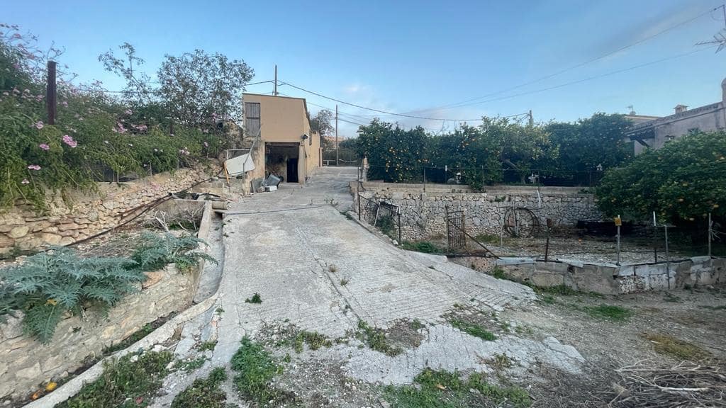 Byggegrund til salg i Genova - € 265.000 (Ref: 7993622)