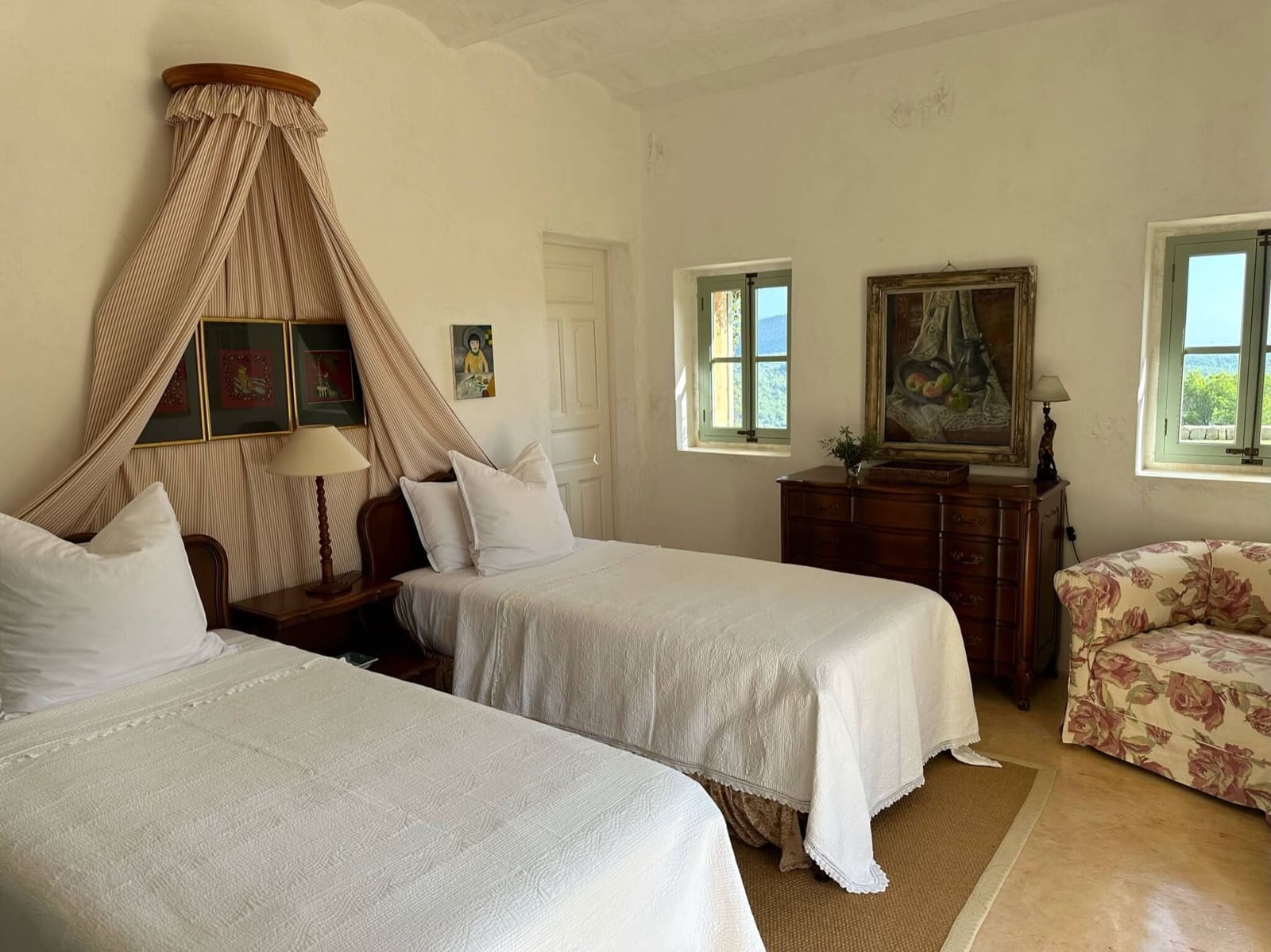 3 soveværelse Finca/Landehus til leje i Son Macia med swimmingpool garage - € 20.000 (Ref: 7993623)