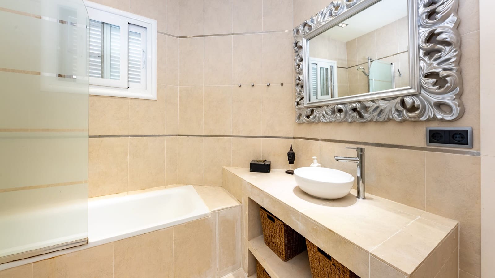 5 sypialnia Willa na sprzedaż w Costa d'en Blanes z basenem garażem - 2 750 000 € (Ref: 8015472)