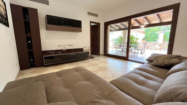 3 slaapkamer Villa te huur in Manacor met zwembad garage - € 3.500 (Ref: 8016414)