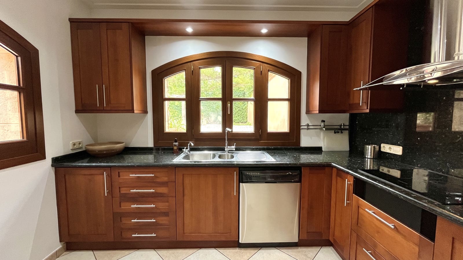 3 slaapkamer Villa te huur in Manacor met zwembad garage - € 3.500 (Ref: 8016414)