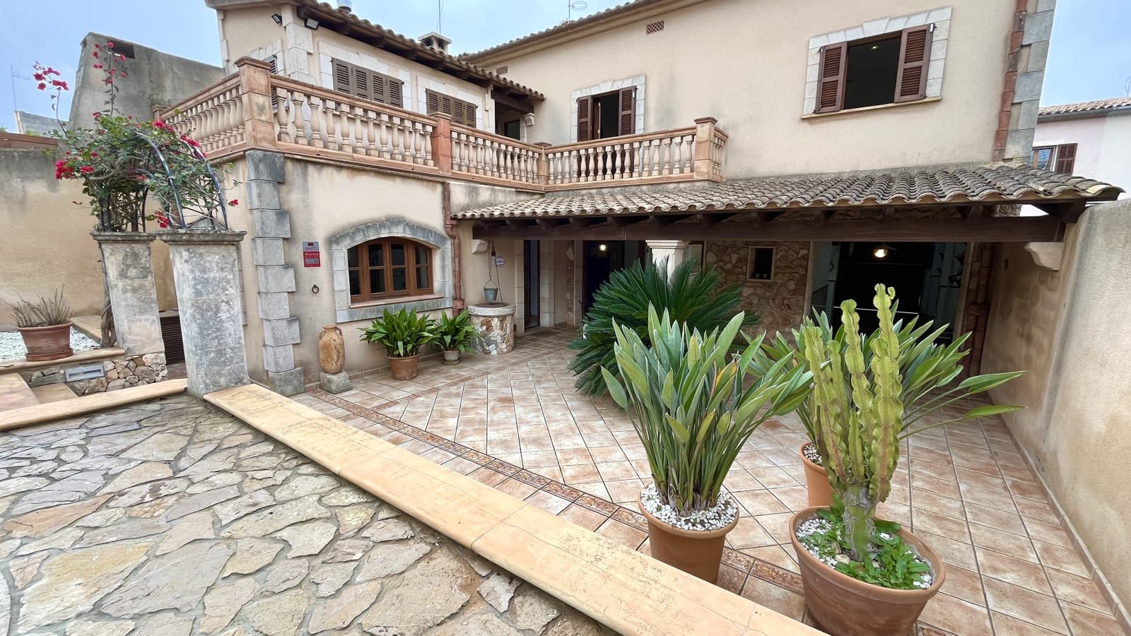 3 slaapkamer Villa te huur in Manacor met zwembad garage - € 3.500 (Ref: 8016414)