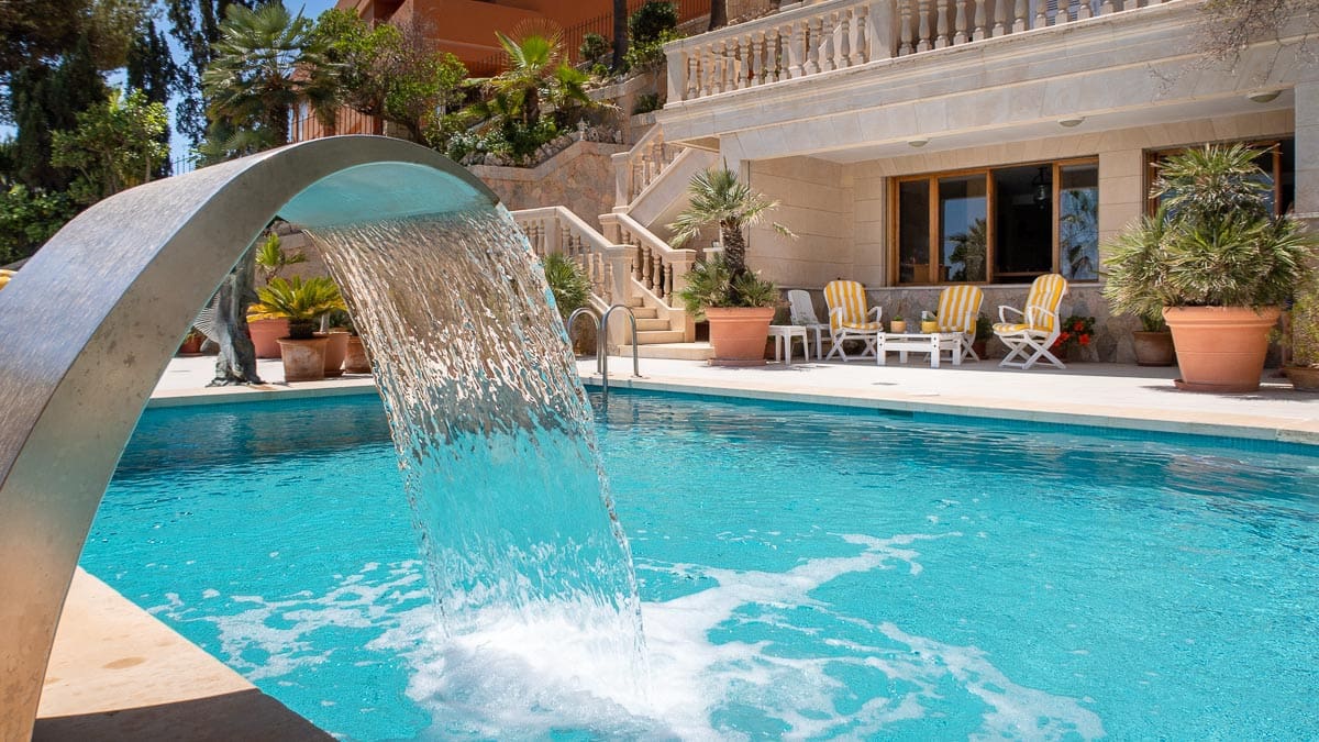 Chalet de 9 habitaciones en Cala Vinyes / Cala Vinyas / Cala Viñas en venta con piscina garaje - 9.900.000 € (Ref: 8038903)