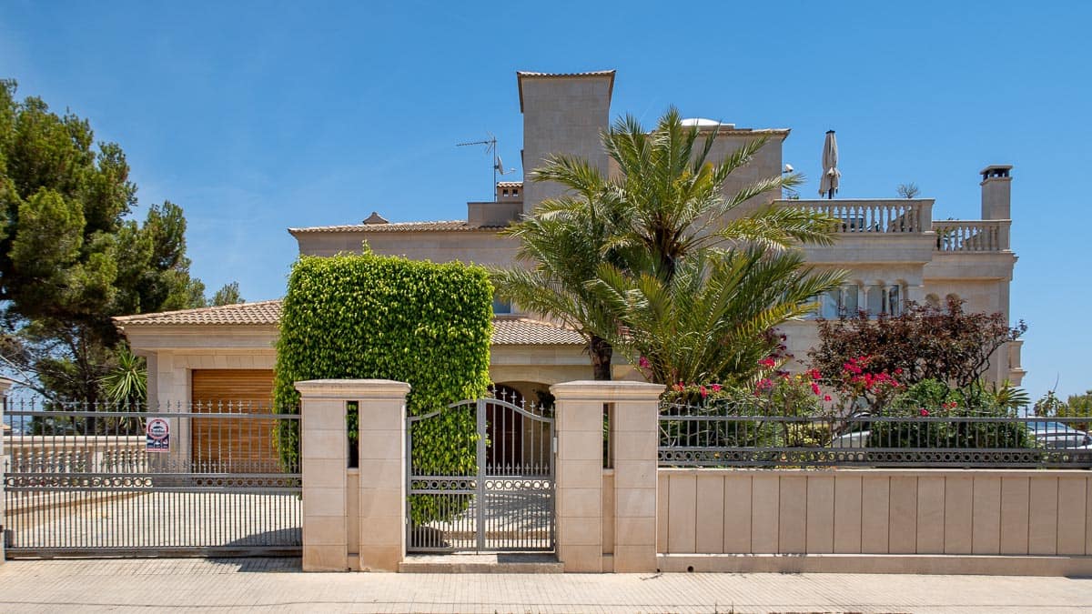 Chalet de 9 habitaciones en Cala Vinyes / Cala Vinyas / Cala Viñas en venta con piscina garaje - 9.900.000 € (Ref: 8038903)