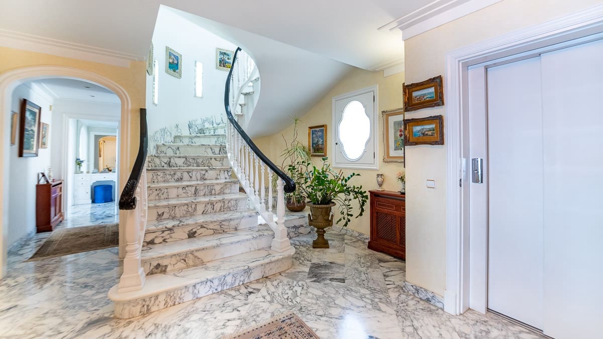 Chalet de 9 habitaciones en Cala Vinyes / Cala Vinyas / Cala Viñas en venta con piscina garaje - 9.900.000 € (Ref: 8038903)