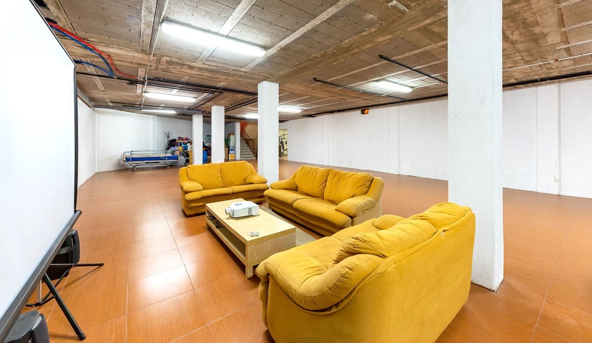 6 sypialnia Willa na sprzedaż w Santa Ponsa z basenem garażem - 2 600 000 € (Ref: 8038911)