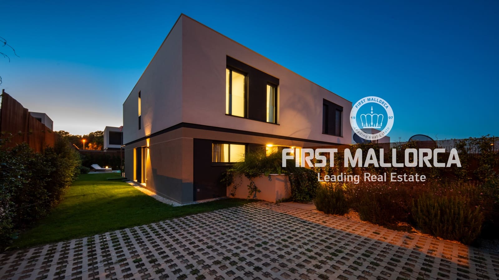 4 soveværelse Semi-Rækkehus til salg i Puig de Ros med swimmingpool garage - € 1.185.000 (Ref: 8038917)