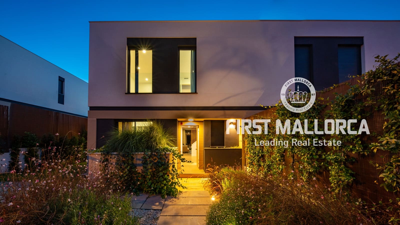 4 soveværelse Semi-Rækkehus til salg i Puig de Ros med swimmingpool garage - € 1.185.000 (Ref: 8038917)