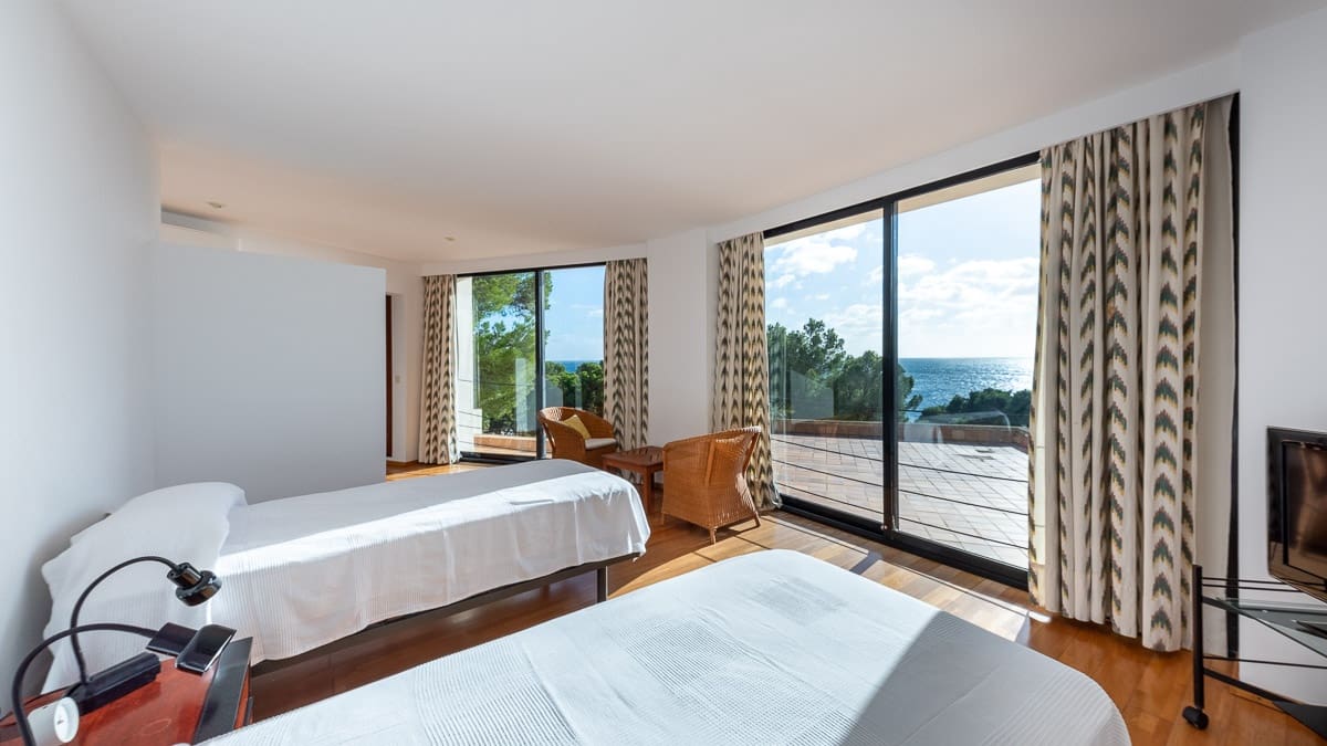 4 soverom Villa til salgs i Costa de los Pinos med svømmebasseng - € 2 950 000 (Ref: 8064324)