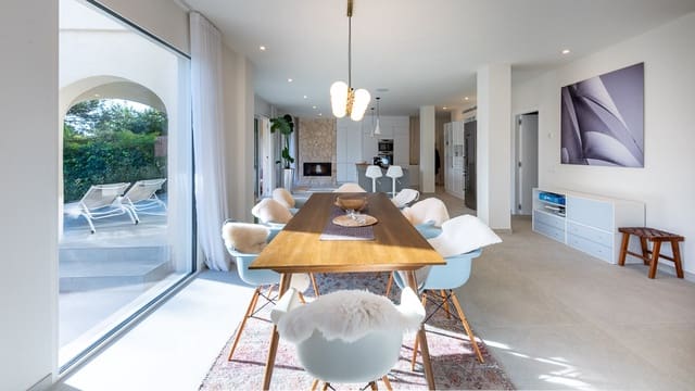 4 sypialnia Apartament na sprzedaż w Portals Nous, Calvià z garażem - 1 485 000 € (Ref: 8064328)