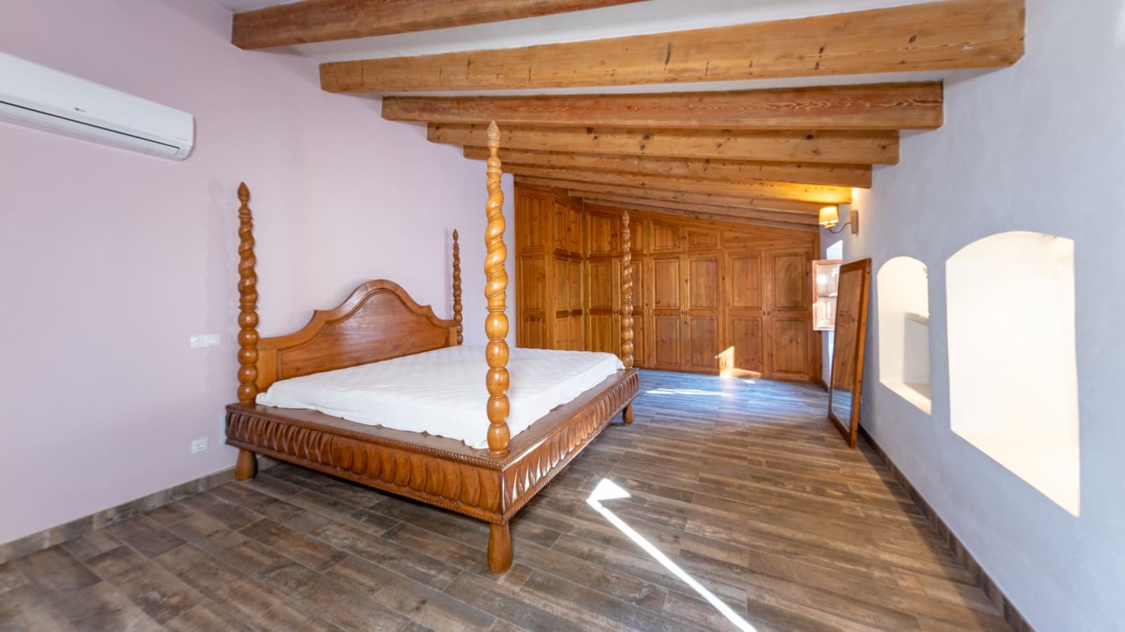 5 slaapkamer Villa te koop in Palma de Mallorca met zwembad garage - € 3.350.000 (Ref: 8064329)