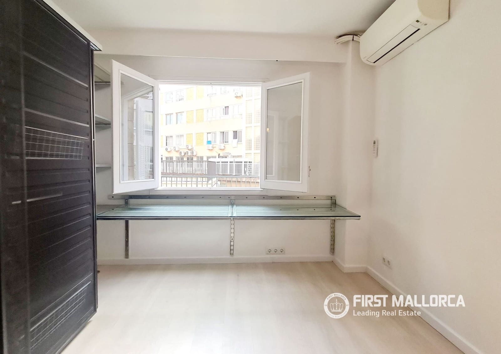 3 bedroom Apartment for rent in Palma de Mallorca with garage - € 2,800 (Ref: 8064333)