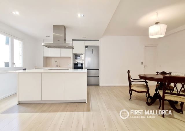 3 bedroom Apartment for rent in El Mercat, Palma de Mallorca with garage - € 2,800 (Ref: 8064333)