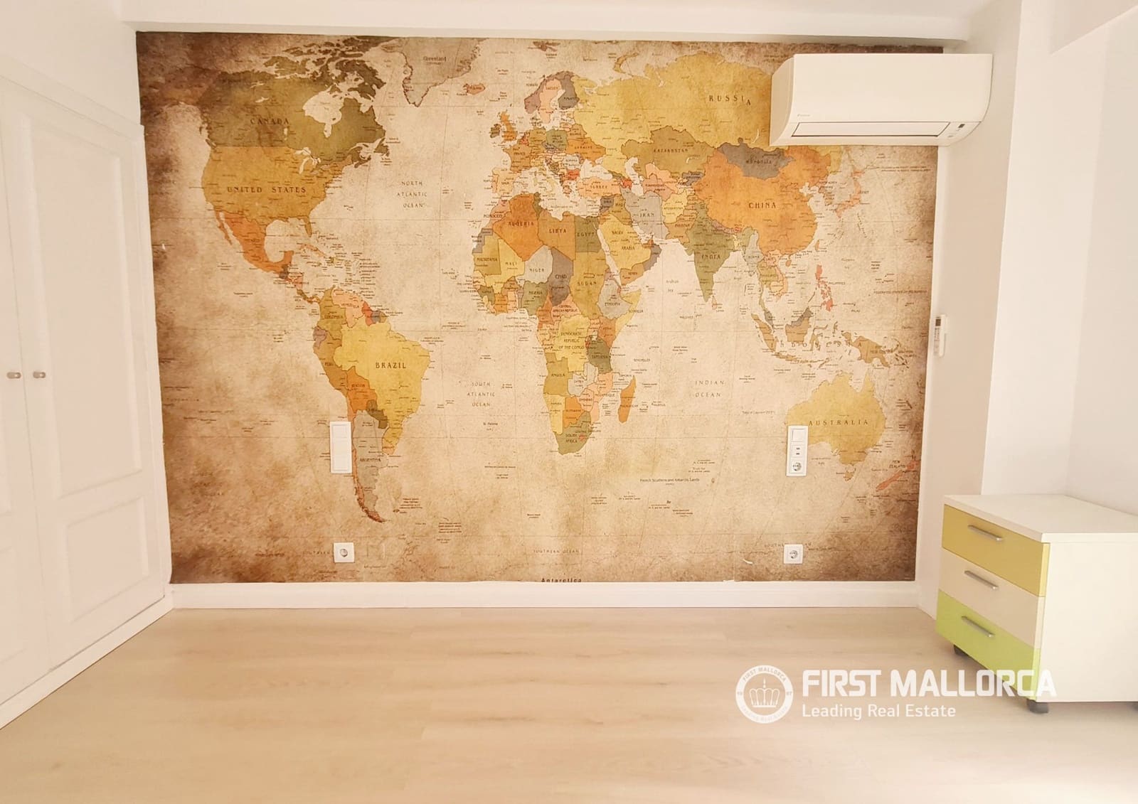 3 bedroom Apartment for rent in Palma de Mallorca with garage - € 2,800 (Ref: 8064333)